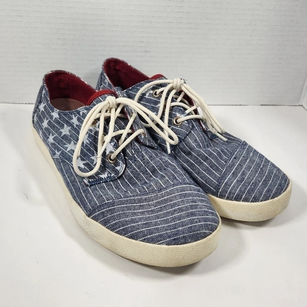 Toms Denim Sneakers Mens Size 10M Blue w/Stars Lace Up Oxfords Rubber Sole